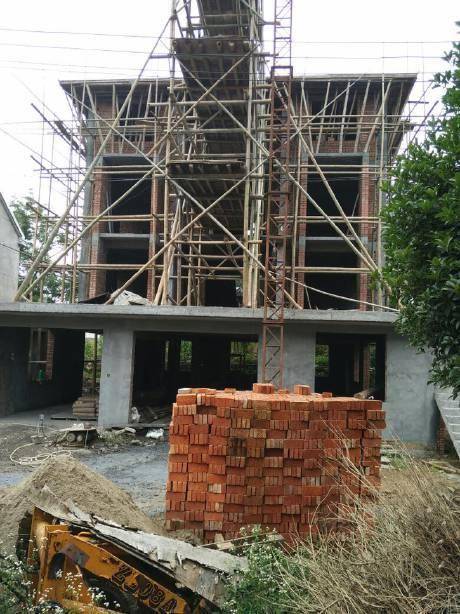 浙江农村四层别墅施工实拍,4个月建主体花费35万