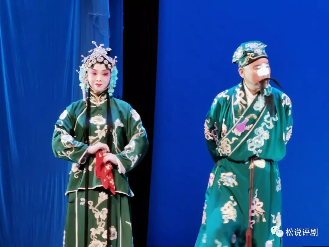 国家一级演员,中国戏剧家协会会员,河北省石家庄市青年评剧团演员