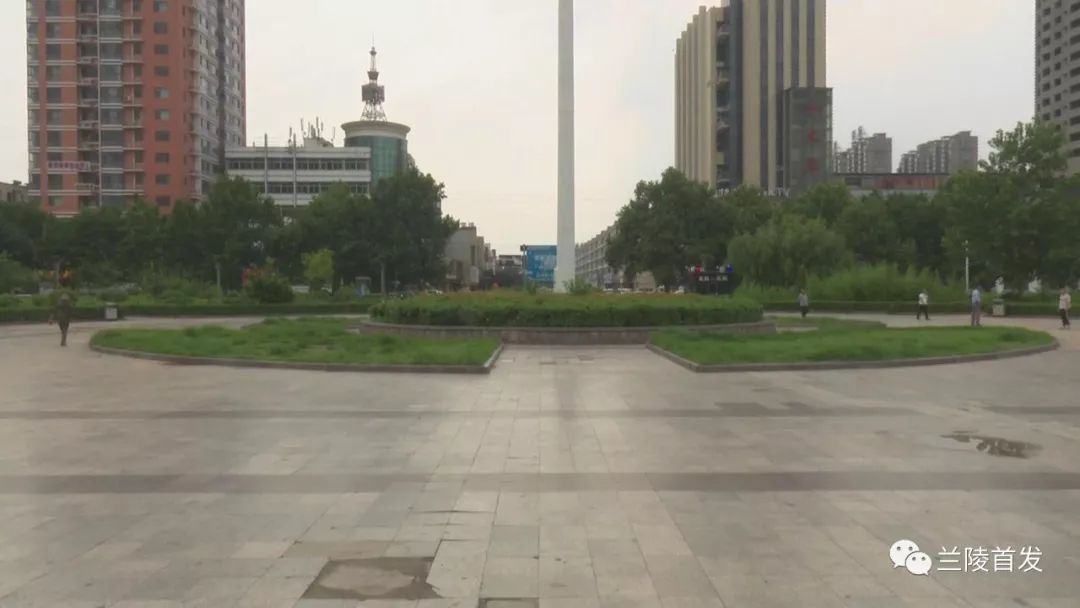 兰陵文化广场这个问题让人痛心.