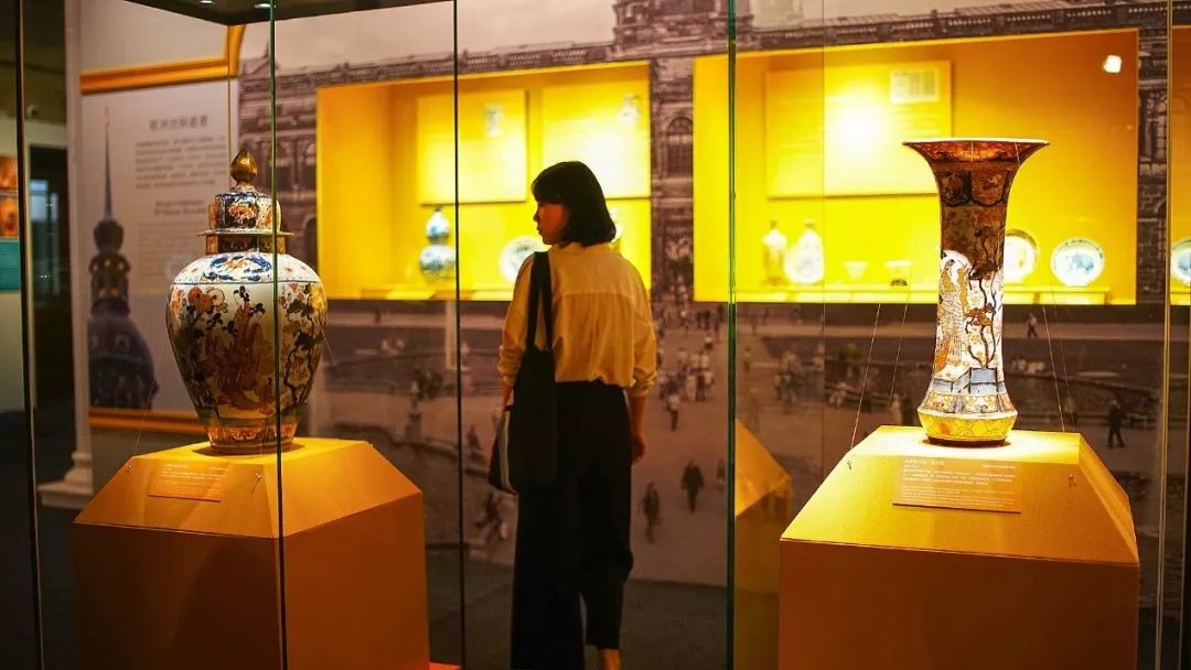 日本 三个国家六个博物馆的馆藏精品瓷器, 其中来自德国陶瓷博物馆