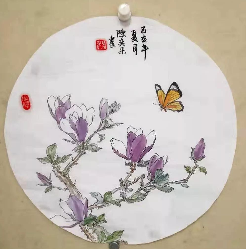 陈奕朵 女 17岁 国画《玉兰花》