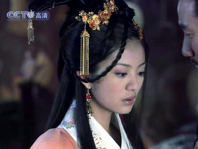 金庸武侠剧《雪山飞狐》里出尘脱俗,温柔婉若,心地善良的苗若兰.