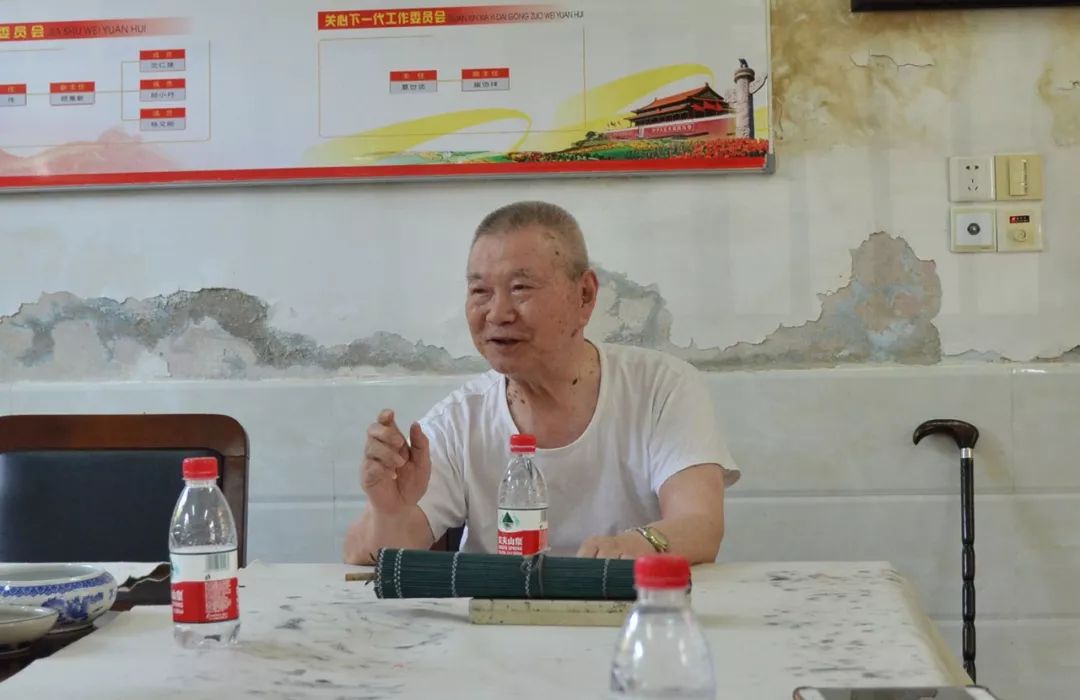 孙明善,陆晓明,任灿,顾志杰,巫忠兴等书画家一起来到第二干休所