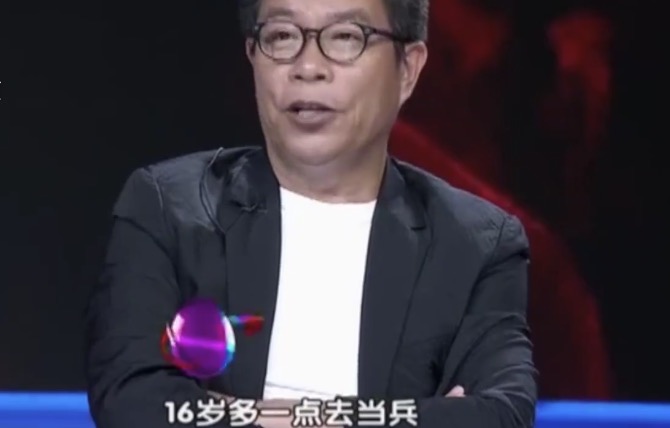 任正非、王健林、王石、柳传志,你们穿军装的样子,酷毙了!