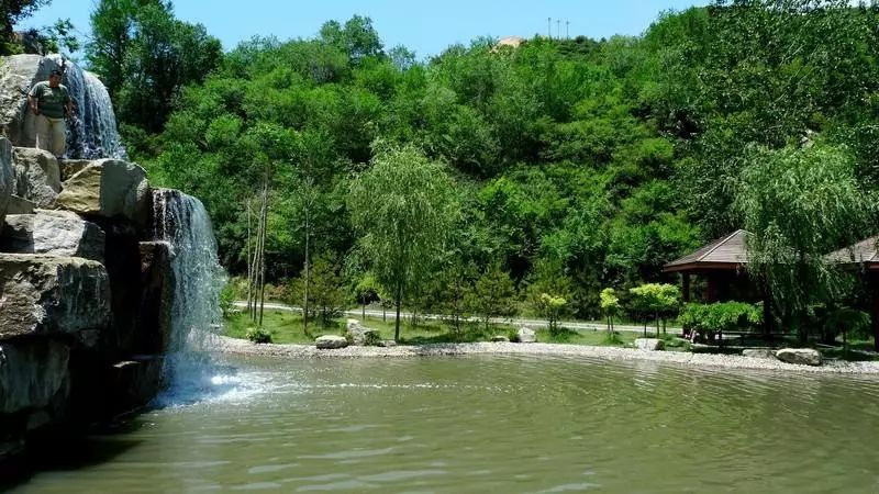 太山 薰衣草ne庄园 北固碾薰衣草庄园 中北大学 永祚寺 碑林公园 西山