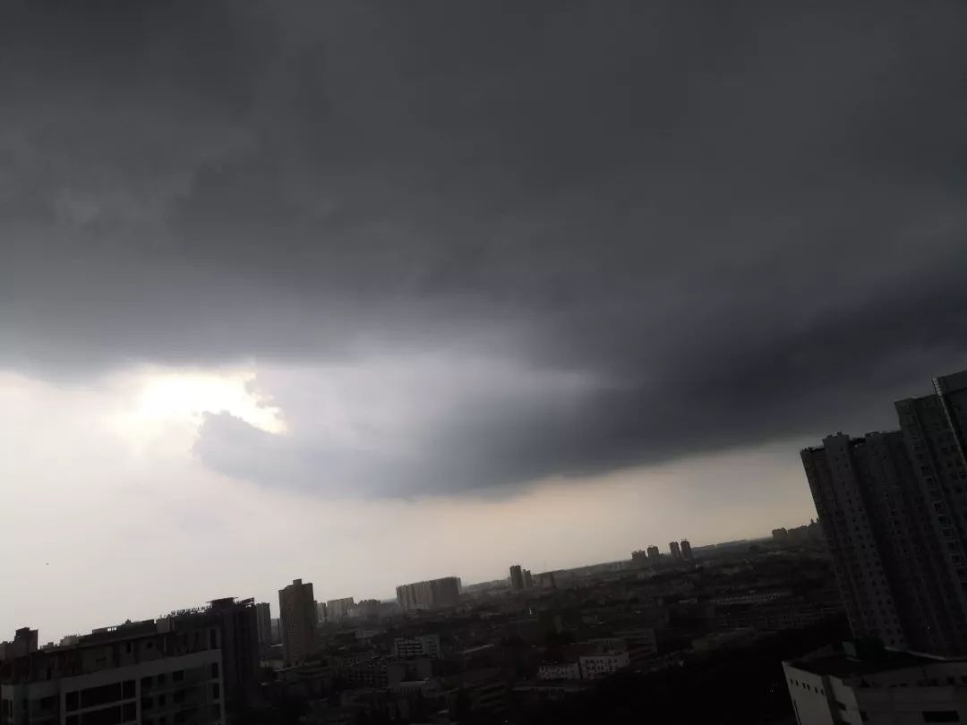 刚刚,南阳暴雨袭城,何方道友在此渡劫?_天气