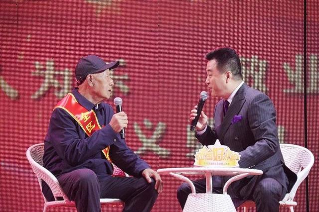 周赞文 来自搜狐网