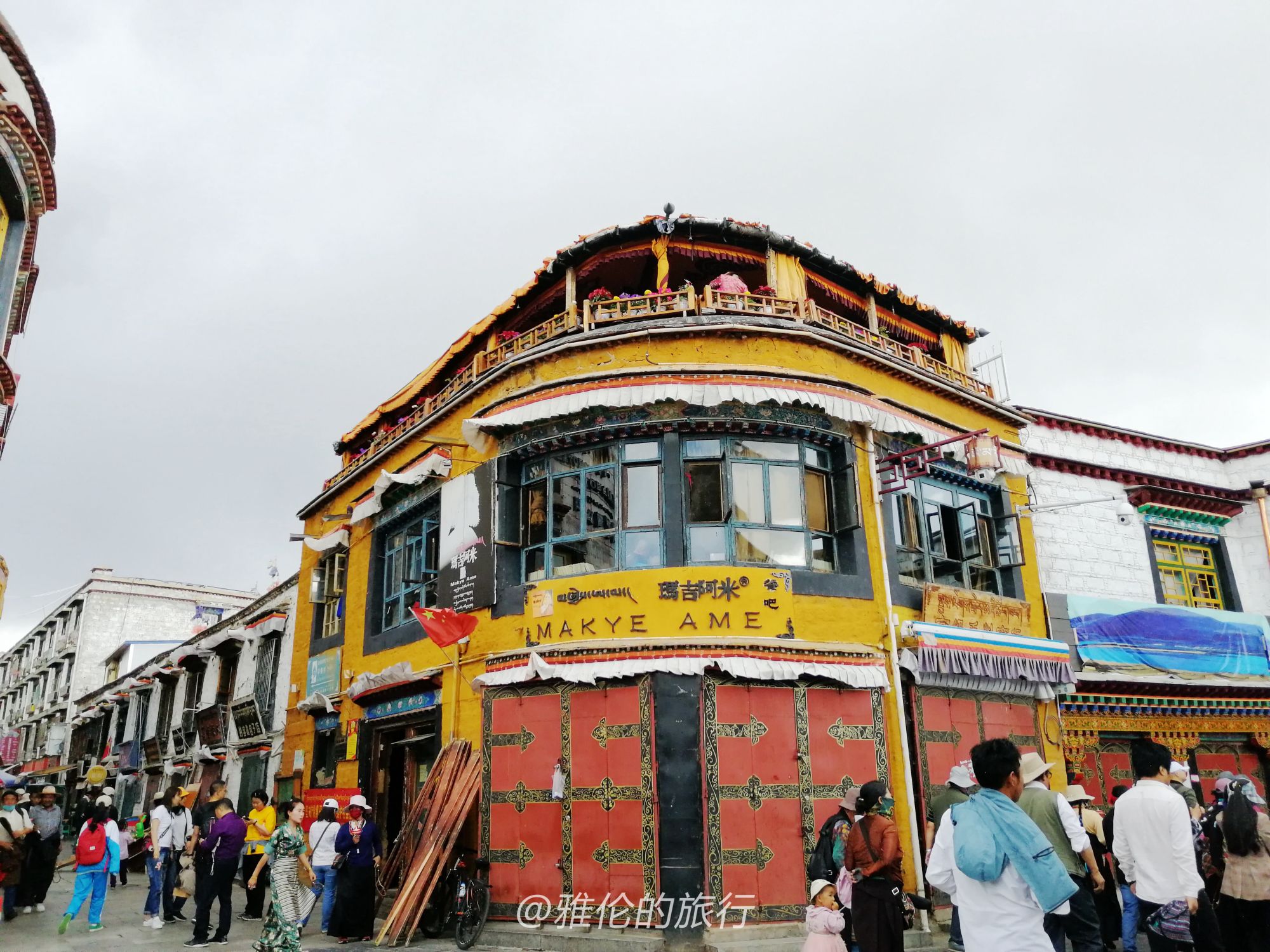 旅行拉萨,1300多年的大昭寺八廓街圣路,与朝拜者遇见双彩虹!_西藏