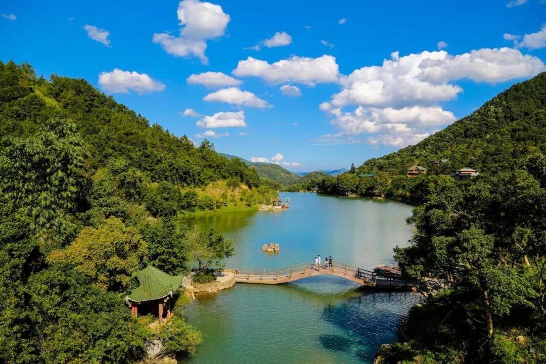 这个木屋观景别墅，泉州单身男女约会好去处!