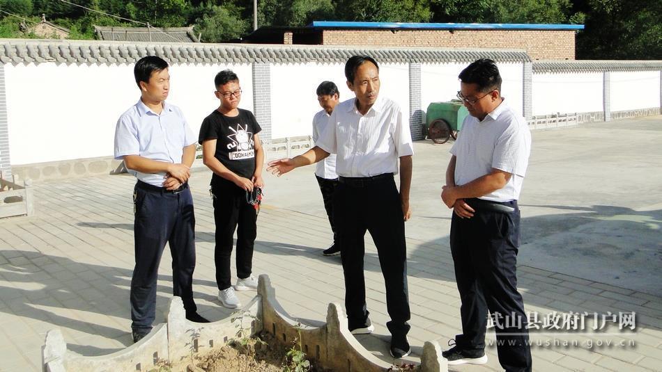 李晓东调研督查杨河镇脱贫攻坚等工作