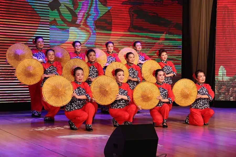 今天八一建军节,商洛双拥文艺晚会实况视频及