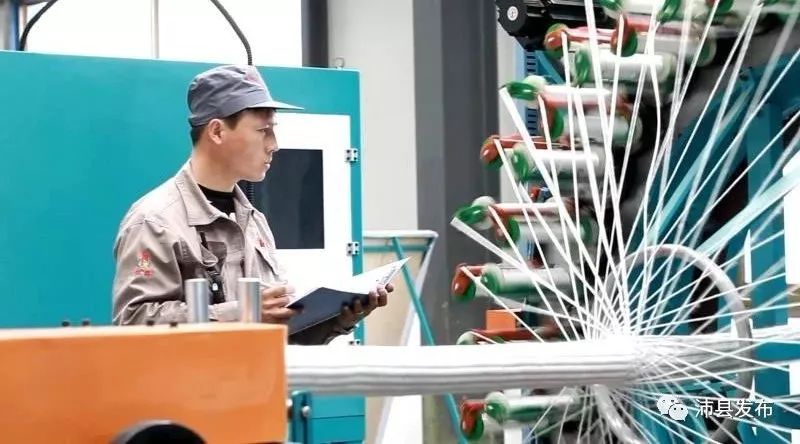 民营经济税收总量低_税收手抄报(2)