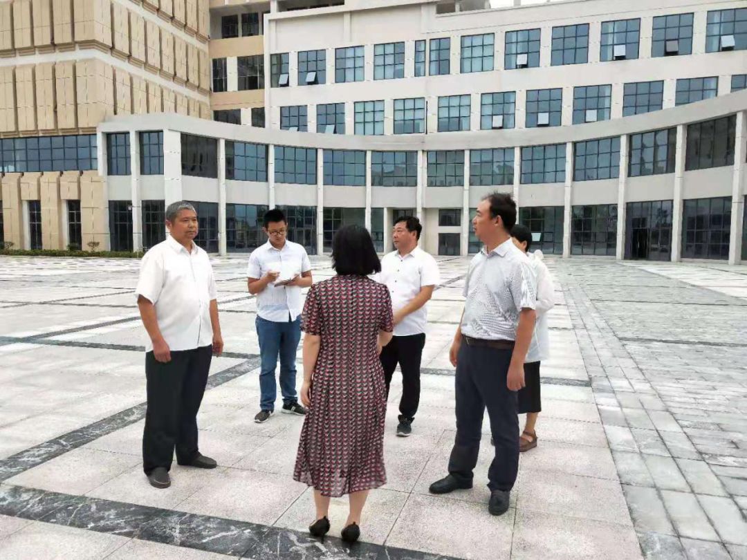 吴永彬调研公共文化服务体系建设工作