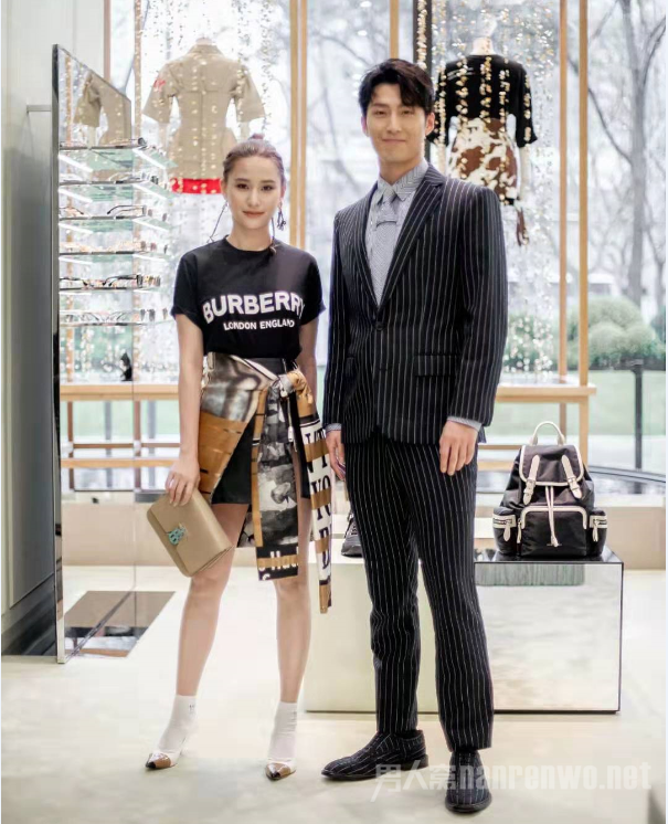 何超莲怒怼网友 力证没有整容 和窦骁恋情更受关注