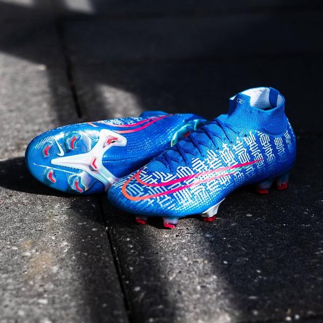 新品赏析！耐克Mercurial Superfly 7 Elite CR7 中国限定版_手机搜狐网