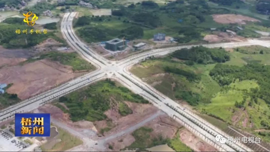 苍梧新县城干道项目建设加快推进