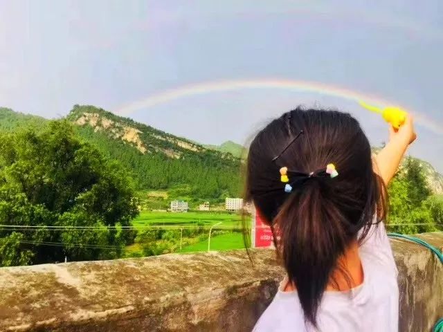 阳光总在风雨后完整版 e10f77deb34144f2af97e5c471e36bd6.jpeg