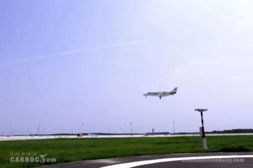 大兴国际机场开展国内首次双机飞行校验 必发88手机客户端