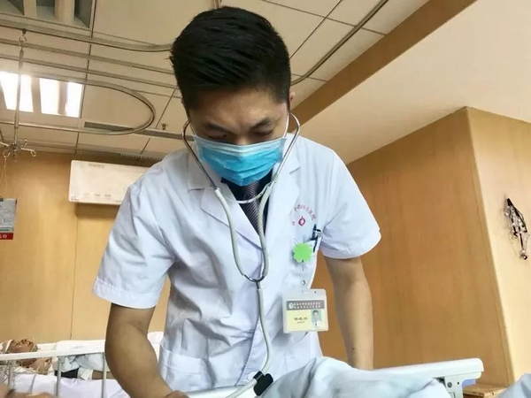                     3岁女童被抢救，只因爸爸和她游戏时的一个动作，99%的家长都做过……