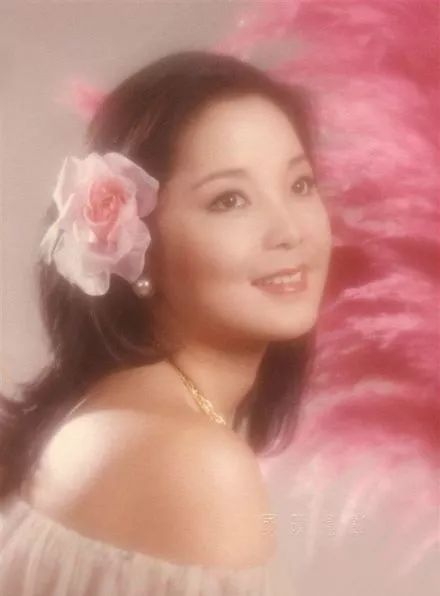 《小城故事》| 如果你也爱过邓丽君_陈佳