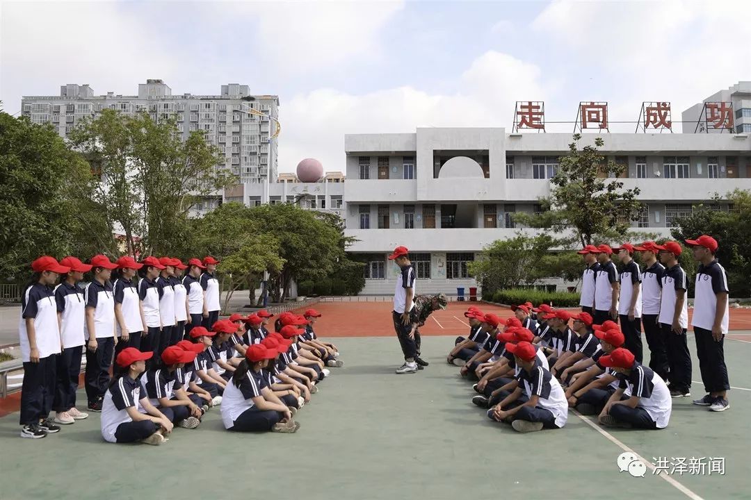 速递|淮安市洪泽湖高级中学2019高一新生军事夏令营开