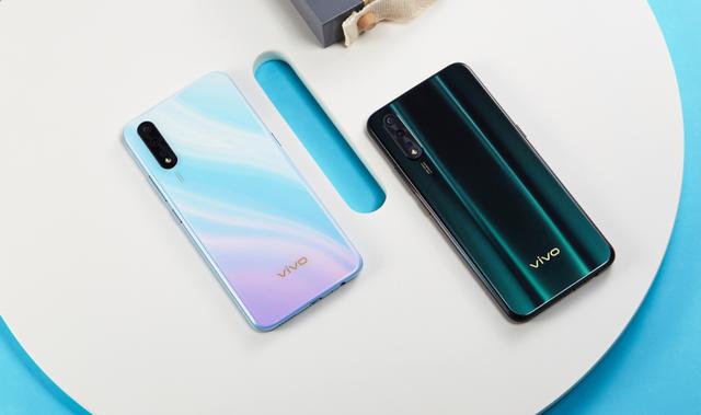 Vivo手机新品发布会一般在什么时候的 764c3f2580f442008bdc34603b4d0641.jpeg