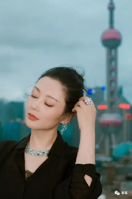 曾是美人迟暮的典型、残掉的颜突然回春,还成