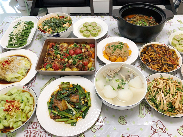 爷爷八十大寿,老爸亲自下厨庆祝,再好的饭店也做不出这个味道! pp电子游戏