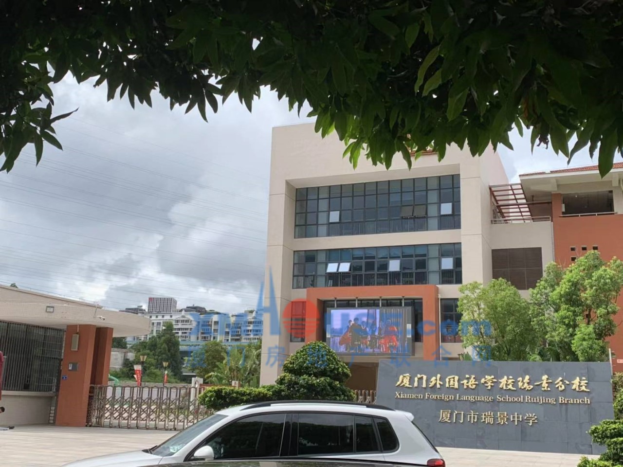 区域内有厦门市瑞景幼儿园,厦门市日光幼儿园瑞丽园区,瑞景小学,莲前