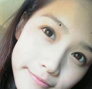 哪些地方有痣的女人,男人娶回家后,有财又有福