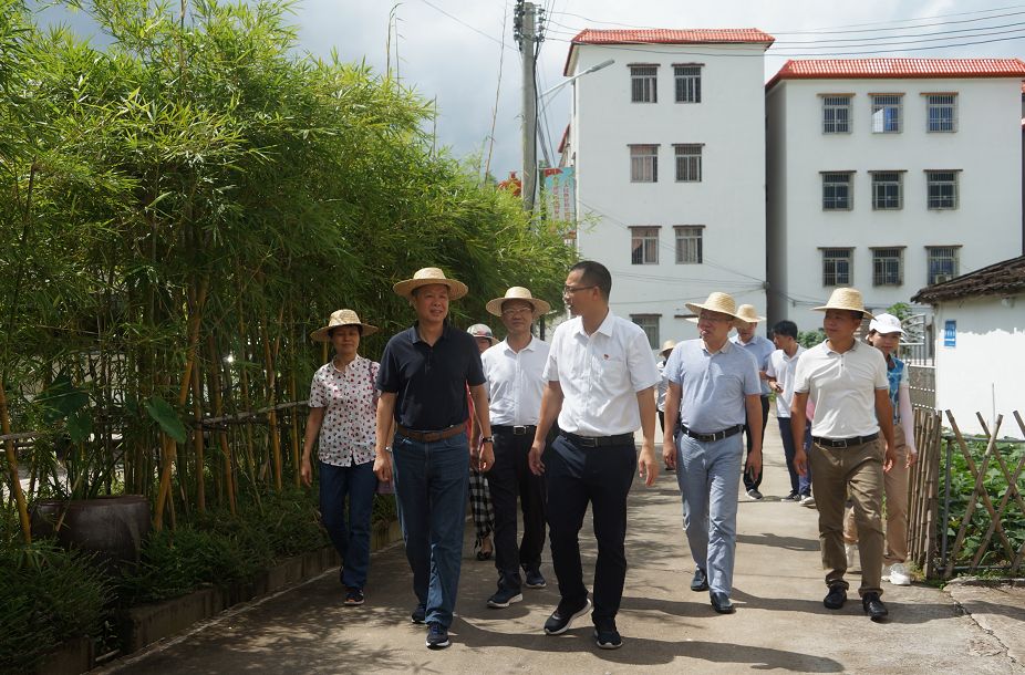 到汕尾市陆河县螺溪镇欧田村参观考察