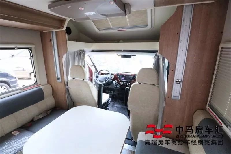 现车实拍|小巧灵动,进口依维柯自动挡/小顶房车,随时看车