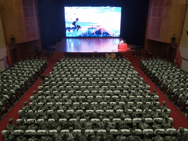 雏鹰2019碧海蓝天只等风来