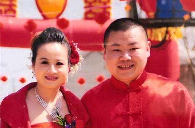 岳云鹏开豪车回河南参加姐姐婚礼,比草根明星王宝强回乡还气派