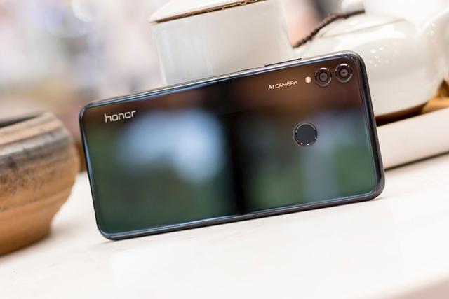 最便宜的荣耀手机多少钱一台 364c7408230b460dba872bcad0ffb902.jpeg
