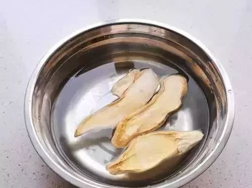 菌菇汤怎么熬制才香 3c157ce962b048949b7c8f03602bfd25.jpeg