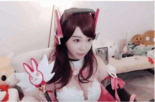 刘飞儿直播洗头,随后现直播间