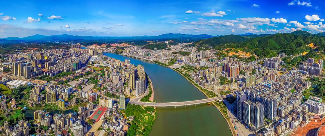龙川县独领风骚,百万人口规模规划建设大县城.