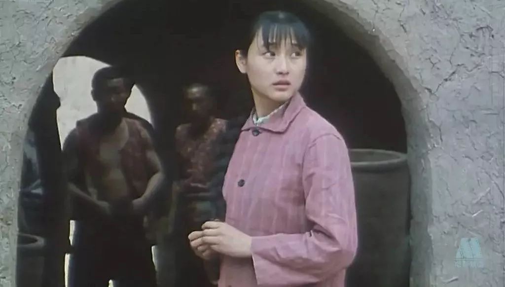 一位乡村男教师之死,他死于处女情结,这部国