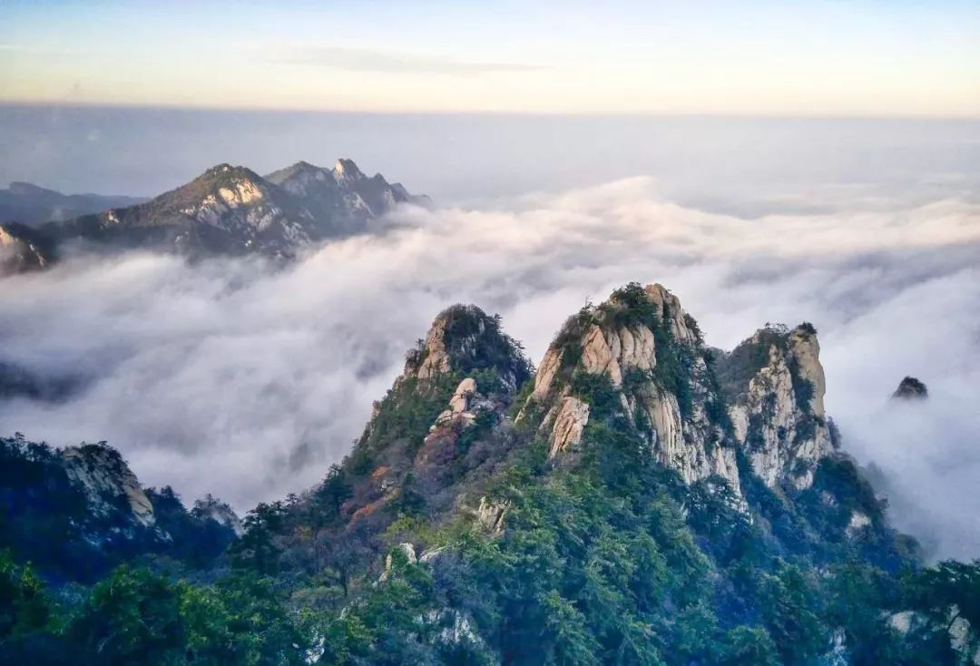 活动内容:情侣/夫妻同行,购买1张门票(尧山风景区门票门市价65元/张