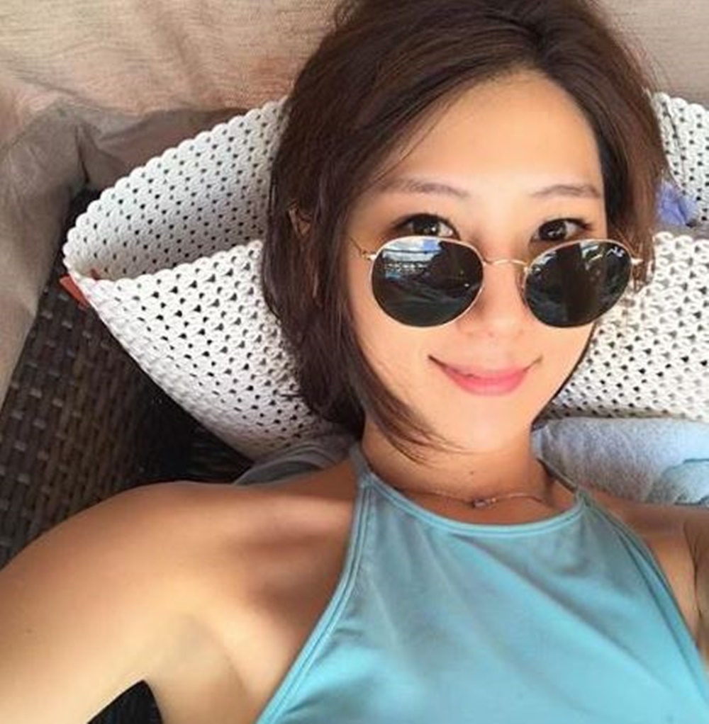 徐秀妍晒孕照身材依旧火辣 李必模半停工陪妻