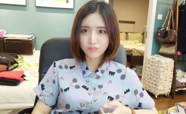 怎么才能当网红主播 e6030481d2ba4fa1b084b1d95ea19bba.jpeg