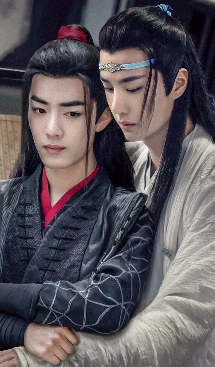 《陈情令》肖战和《亲爱的热爱的》李现,不飙演技飙画