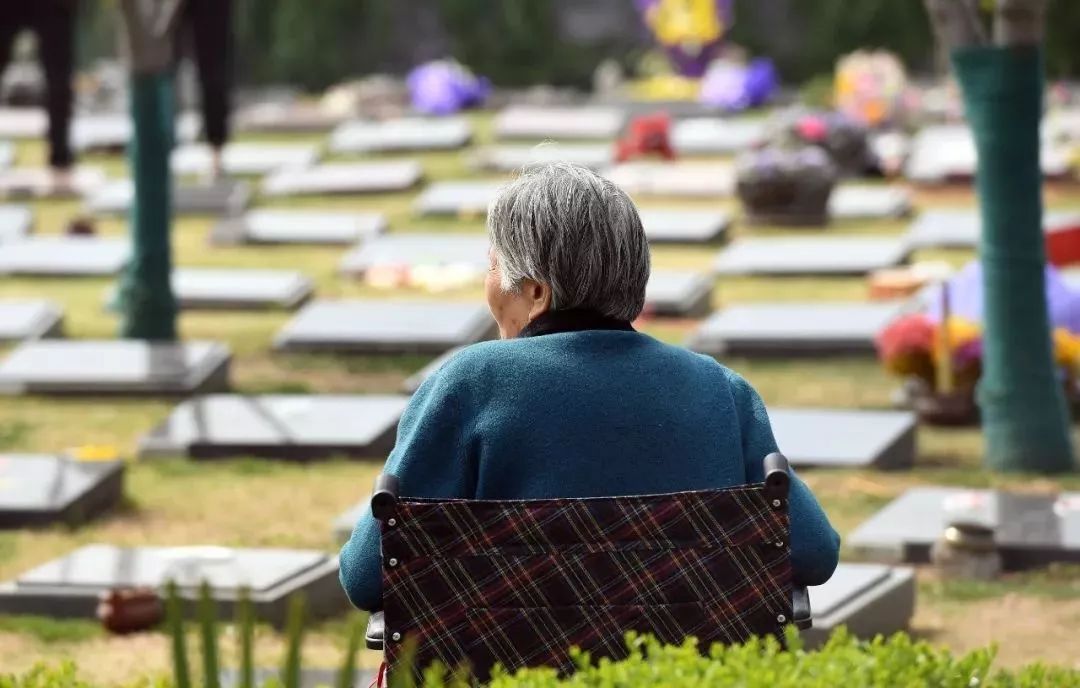 身份证420xxx的人,这件事情,你怎么看?