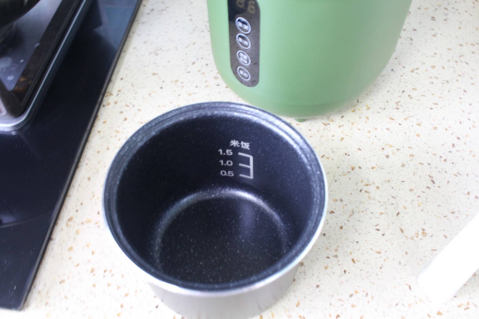 现在大家用什么样的电饭煲 08ffa0b219a940bcbf01291b4fe05836.jpeg