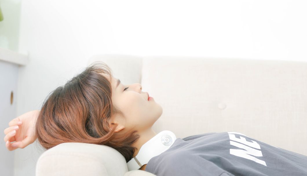 躺着举手机胳膊酸疼 30d4b19b4e934540b2c0c09ae92f283e.jpeg