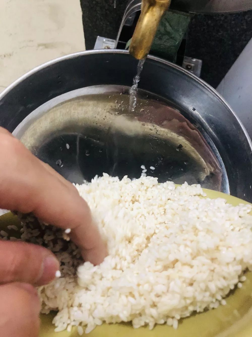 做粿条用什么粉 30ffc5b8c1304e7e861b0ce4acc2c6ee.jpeg