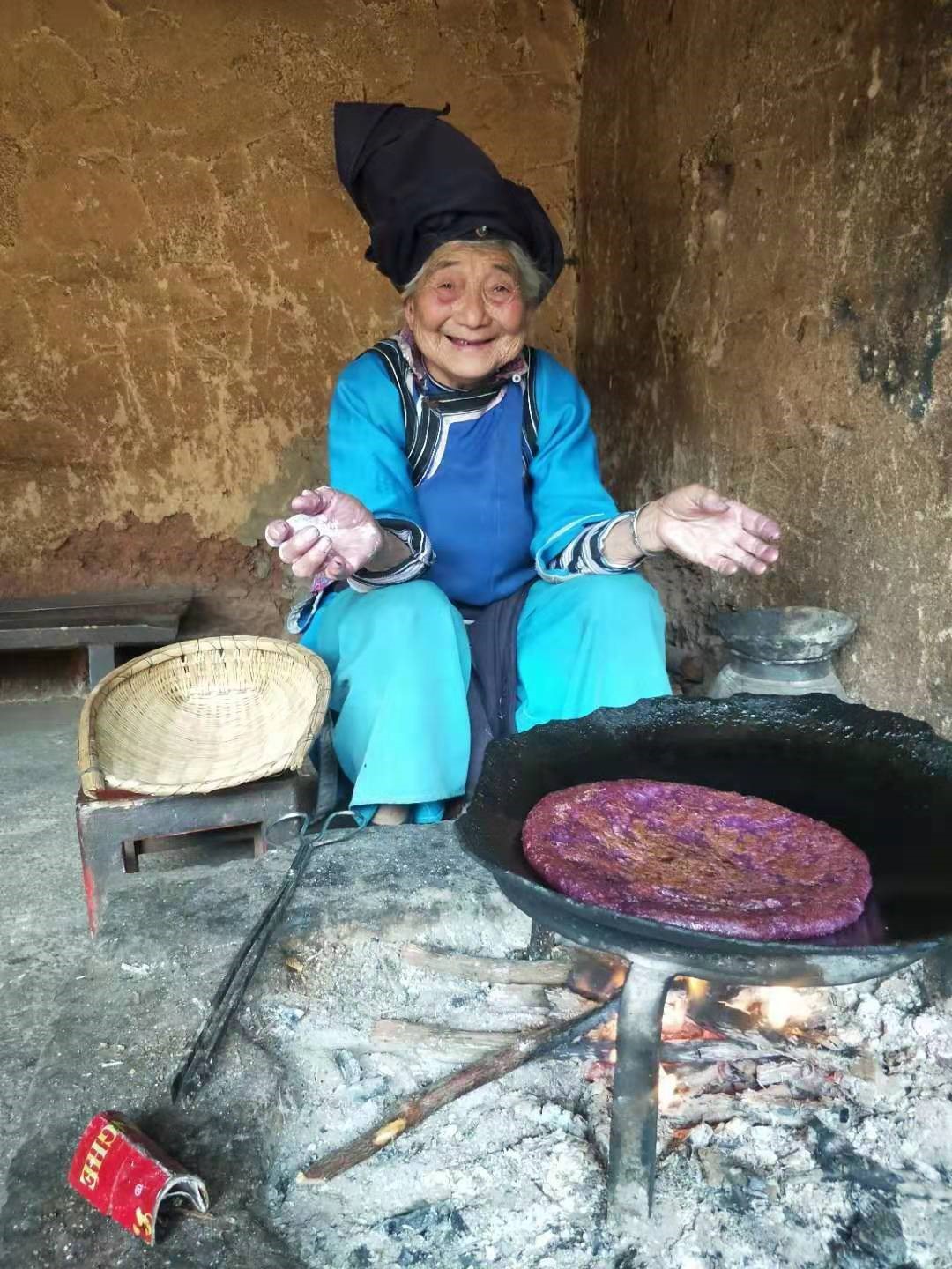 拍奶奶做饭的视频 5551c56f75994caa961ff203984db2e2.jpeg