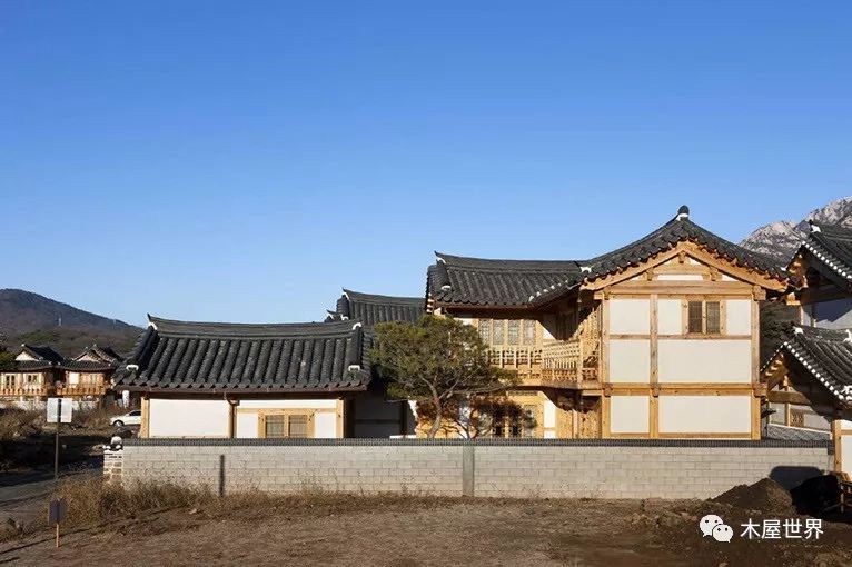 现代框架体系建造的传统韩屋