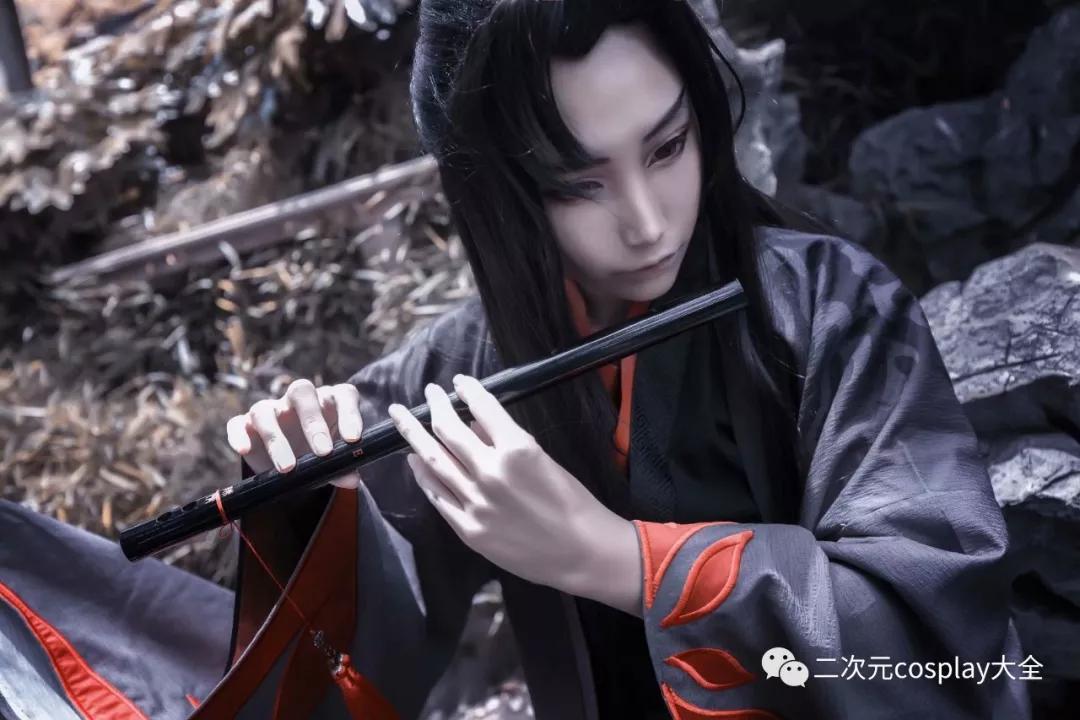 魔道祖师魏无羡cos俊朗洒脱吹笛的帅气深得我心